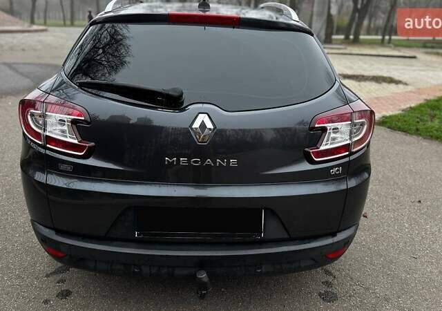 Серый Рено Меган, объемом двигателя 1.46 л и пробегом 193 тыс. км за 7999 $, фото 7 на Automoto.ua