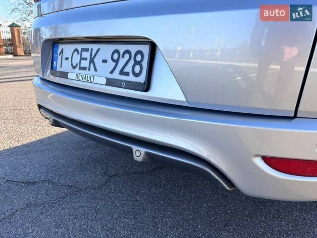 Серый Рено Меган, объемом двигателя 1.5 л и пробегом 249 тыс. км за 9400 $, фото 16 на Automoto.ua