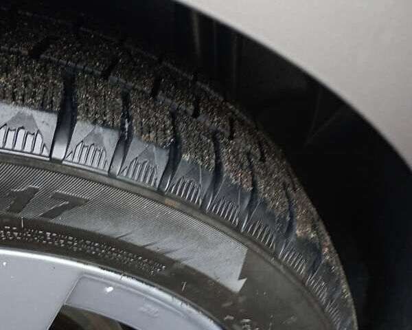 Серый Рено Меган, объемом двигателя 1.46 л и пробегом 280 тыс. км за 7000 $, фото 11 на Automoto.ua