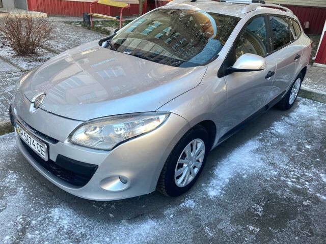 Серый Рено Меган, объемом двигателя 1.5 л и пробегом 260 тыс. км за 6999 $, фото 3 на Automoto.ua