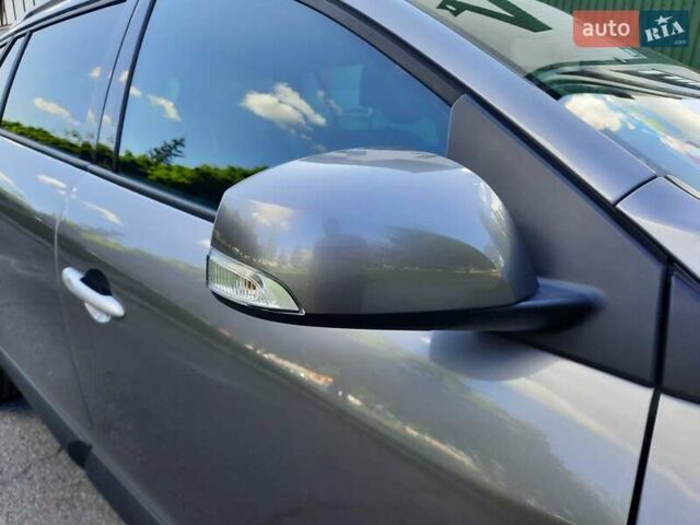 Серый Рено Меган, объемом двигателя 1.6 л и пробегом 194 тыс. км за 8100 $, фото 111 на Automoto.ua