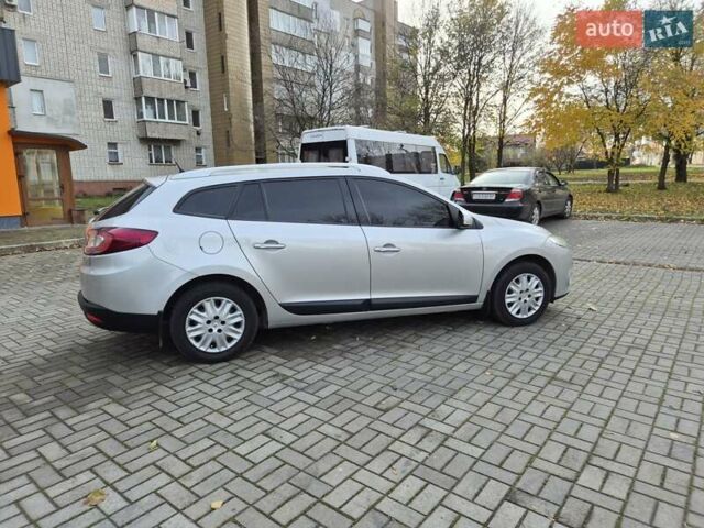 Сірий Рено Меган, об'ємом двигуна 1.46 л та пробігом 252 тис. км за 7300 $, фото 10 на Automoto.ua
