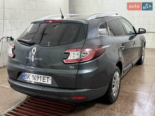Серый Рено Меган, объемом двигателя 1.4 л и пробегом 199 тыс. км за 5499 $, фото 19 на Automoto.ua
