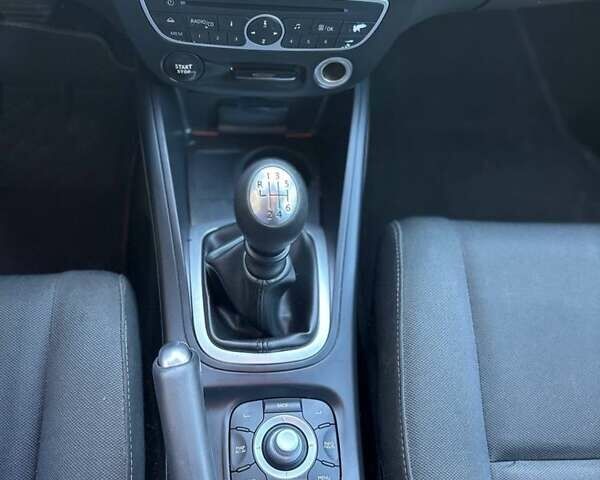 Серый Рено Меган, объемом двигателя 1.5 л и пробегом 310 тыс. км за 6500 $, фото 7 на Automoto.ua