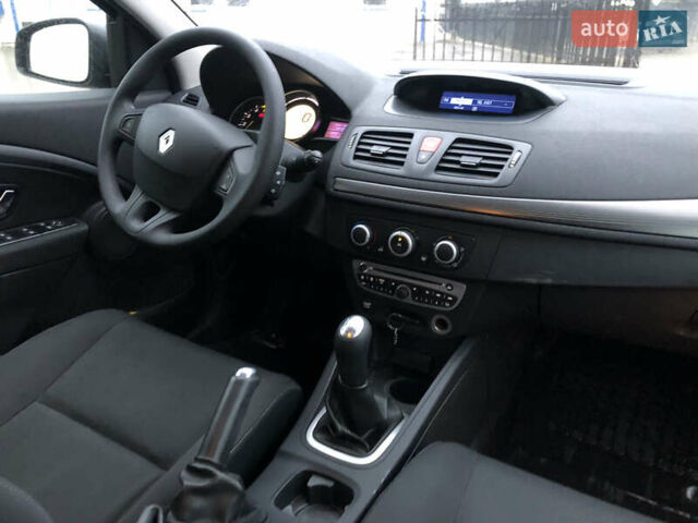 Сірий Рено Меган, об'ємом двигуна 1.46 л та пробігом 236 тис. км за 6300 $, фото 16 на Automoto.ua