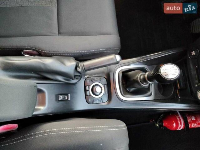 Серый Рено Меган, объемом двигателя 1.46 л и пробегом 282 тыс. км за 7700 $, фото 9 на Automoto.ua