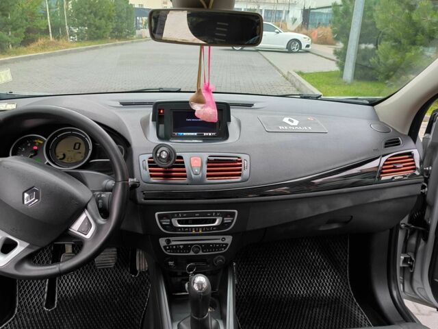 Сірий Рено Меган, об'ємом двигуна 1.5 л та пробігом 206 тис. км за 6900 $, фото 6 на Automoto.ua