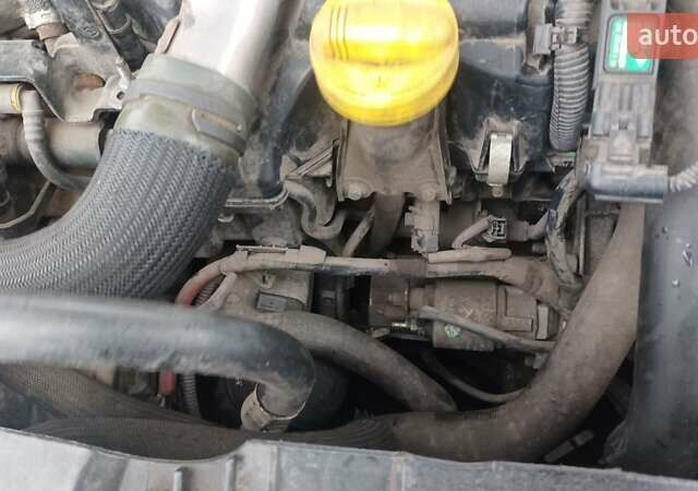 Серый Рено Меган, объемом двигателя 1.46 л и пробегом 307 тыс. км за 5800 $, фото 12 на Automoto.ua