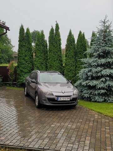 Рено Меган 2011 в Черновцах на Automoto.ua Серый Рено Меган, объемом двигателя 1.46 л и пробегом 355 тыс. км за 7000 $, фото 2 на Automoto.ua