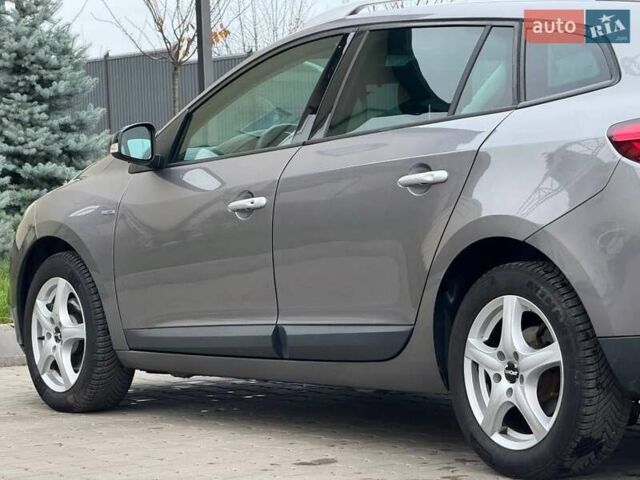 Сірий Рено Меган, об'ємом двигуна 1.4 л та пробігом 216 тис. км за 6500 $, фото 22 на Automoto.ua