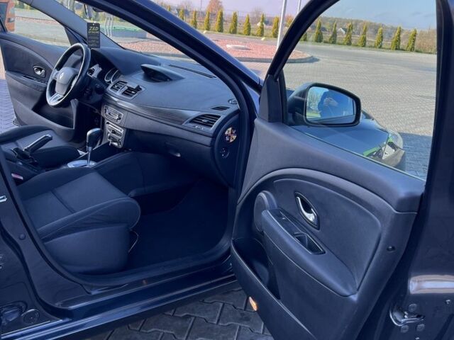 Сірий Рено Меган, об'ємом двигуна 1.5 л та пробігом 350 тис. км за 6200 $, фото 11 на Automoto.ua