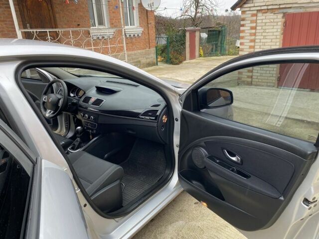 Серый Рено Меган, объемом двигателя 1.5 л и пробегом 239 тыс. км за 6700 $, фото 10 на Automoto.ua