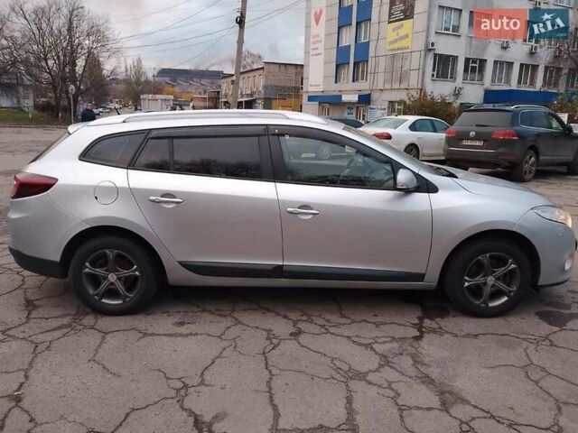 Серый Рено Меган, объемом двигателя 1.5 л и пробегом 273 тыс. км за 6900 $, фото 5 на Automoto.ua