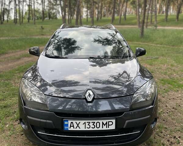 Сірий Рено Меган, об'ємом двигуна 1.4 л та пробігом 246 тис. км за 6900 $, фото 8 на Automoto.ua