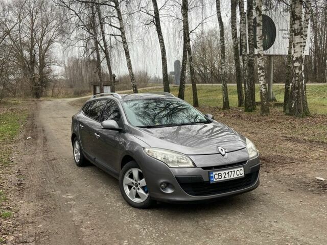 Серый Рено Меган, объемом двигателя 1.5 л и пробегом 293 тыс. км за 7800 $, фото 1 на Automoto.ua