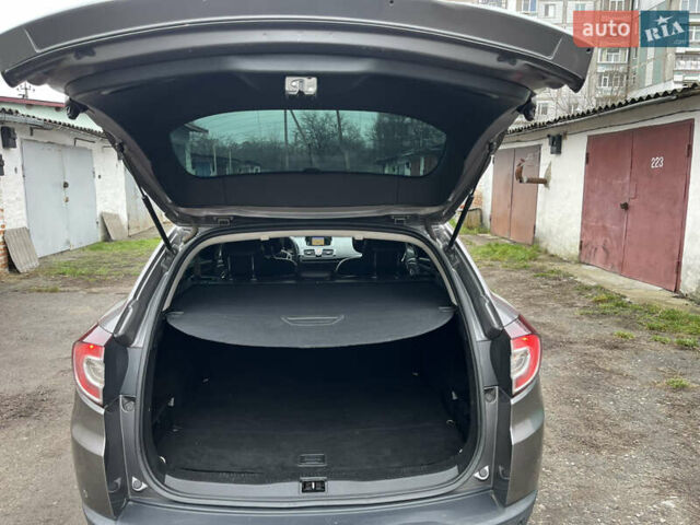 Сірий Рено Меган, об'ємом двигуна 1.46 л та пробігом 237 тис. км за 6550 $, фото 52 на Automoto.ua