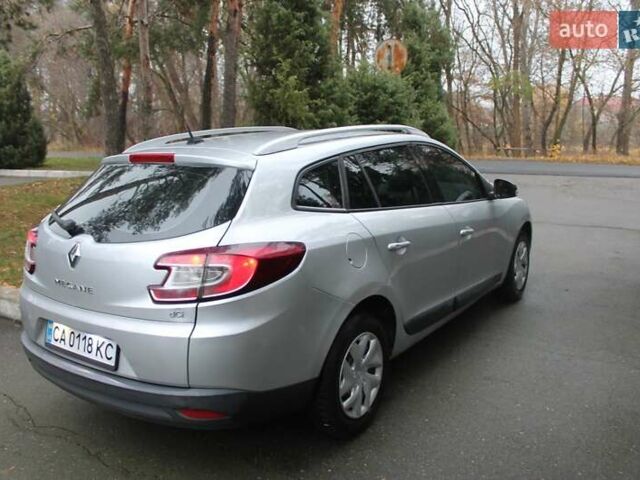 Сірий Рено Меган, об'ємом двигуна 1.5 л та пробігом 270 тис. км за 7200 $, фото 10 на Automoto.ua