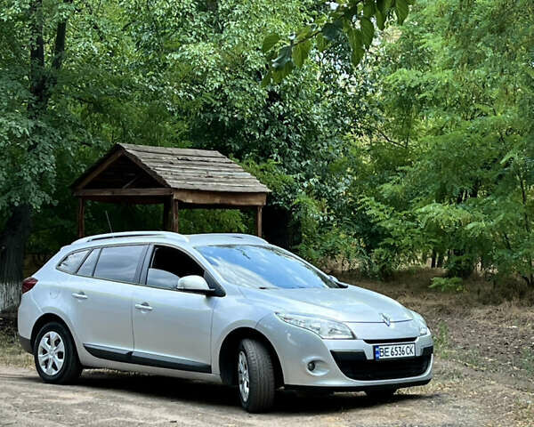Серый Рено Меган, объемом двигателя 1.46 л и пробегом 280 тыс. км за 7250 $, фото 6 на Automoto.ua