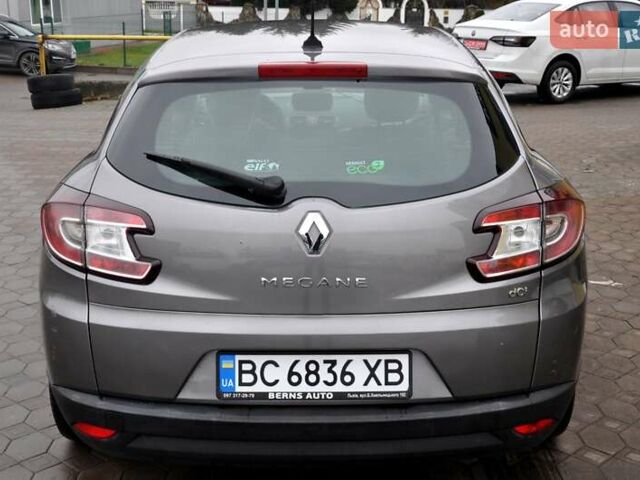 Сірий Рено Меган, об'ємом двигуна 1.5 л та пробігом 250 тис. км за 6500 $, фото 9 на Automoto.ua