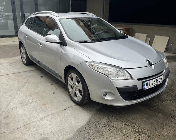 Серый Рено Меган, объемом двигателя 1.9 л и пробегом 213 тыс. км за 7700 $, фото 5 на Automoto.ua