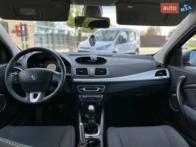 Сірий Рено Меган, об'ємом двигуна 1.5 л та пробігом 221 тис. км за 7999 $, фото 8 на Automoto.ua