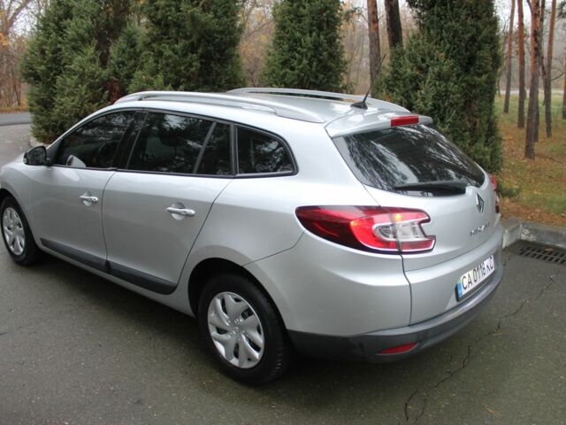 Сірий Рено Меган, об'ємом двигуна 1.5 л та пробігом 270 тис. км за 7200 $, фото 4 на Automoto.ua