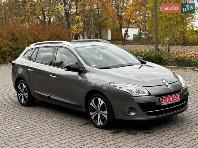 Серый Рено Меган, объемом двигателя 1.5 л и пробегом 146 тыс. км за 8890 $, фото 4 на Automoto.ua