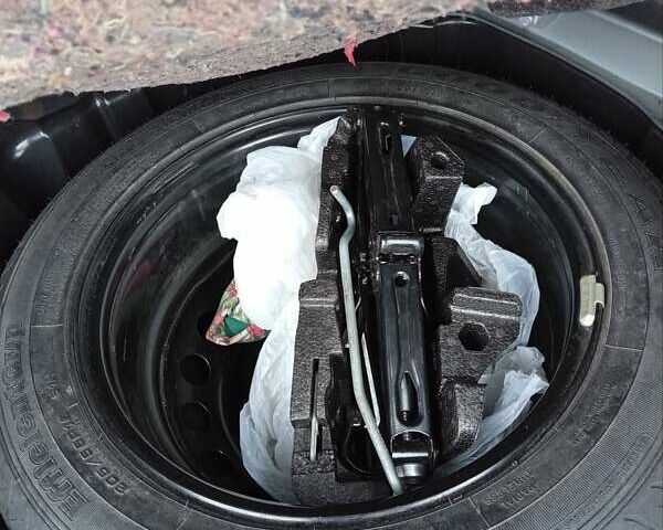 Серый Рено Меган, объемом двигателя 1.46 л и пробегом 288 тыс. км за 6599 $, фото 31 на Automoto.ua