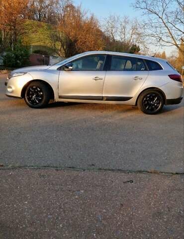 Сірий Рено Меган, об'ємом двигуна 1.5 л та пробігом 288 тис. км за 7100 $, фото 4 на Automoto.ua