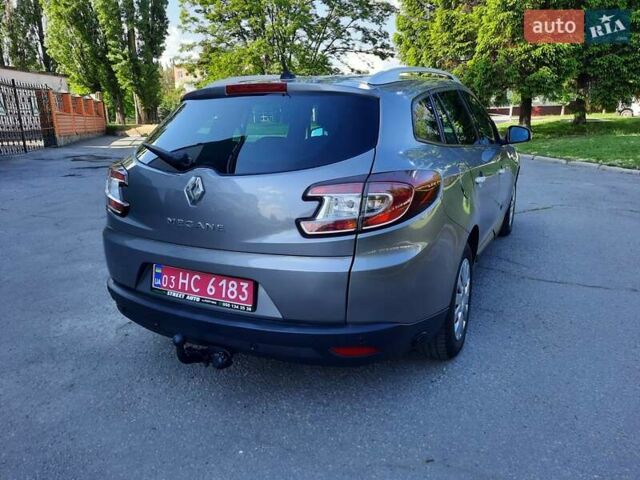 Серый Рено Меган, объемом двигателя 1.6 л и пробегом 194 тыс. км за 8100 $, фото 13 на Automoto.ua