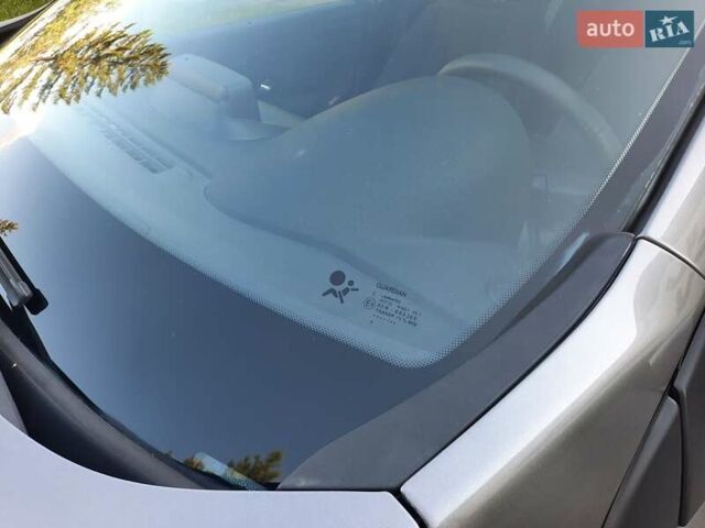 Серый Рено Меган, объемом двигателя 1.6 л и пробегом 194 тыс. км за 8100 $, фото 32 на Automoto.ua