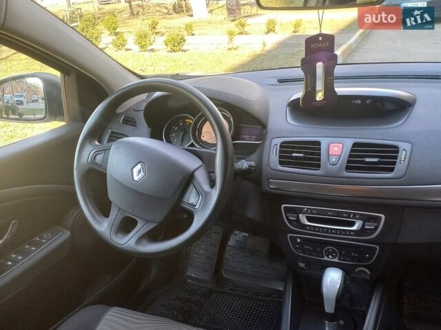 Серый Рено Меган, объемом двигателя 1.5 л и пробегом 195 тыс. км за 8450 $, фото 9 на Automoto.ua