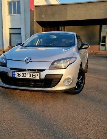 Сірий Рено Меган, об'ємом двигуна 1.5 л та пробігом 288 тис. км за 7100 $, фото 2 на Automoto.ua