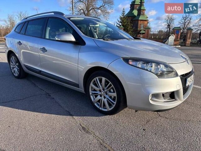 Серый Рено Меган, объемом двигателя 1.5 л и пробегом 249 тыс. км за 9400 $, фото 12 на Automoto.ua