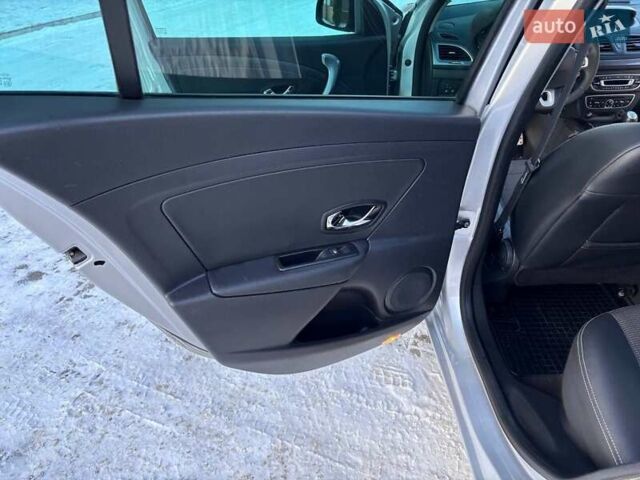 Сірий Рено Меган, об'ємом двигуна 1.5 л та пробігом 249 тис. км за 9400 $, фото 32 на Automoto.ua