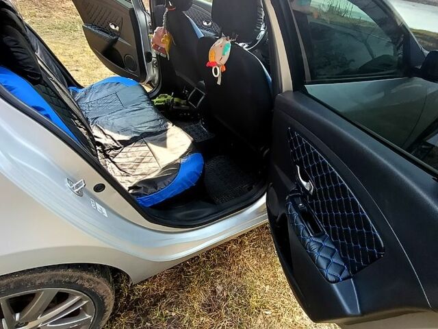 Сірий Рено Меган, об'ємом двигуна 1.5 л та пробігом 230 тис. км за 6800 $, фото 5 на Automoto.ua