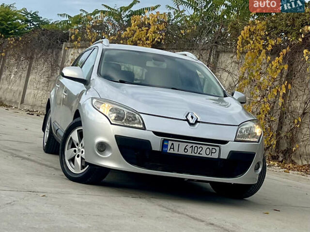 Серый Рено Меган, объемом двигателя 1.46 л и пробегом 274 тыс. км за 6300 $, фото 6 на Automoto.ua