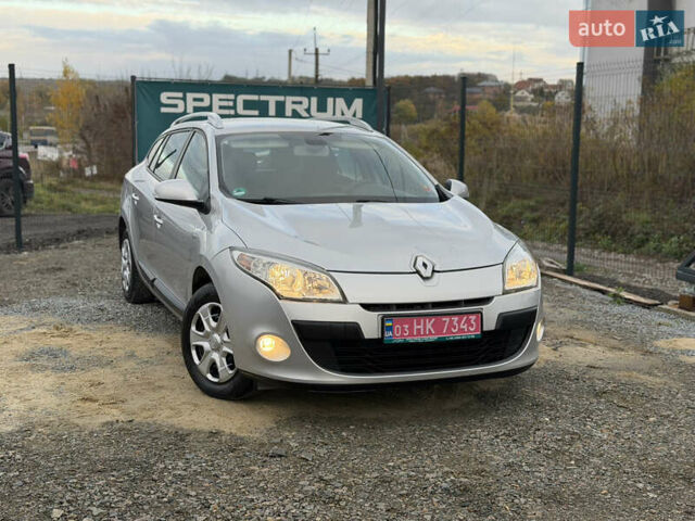 Серый Рено Меган, объемом двигателя 1.6 л и пробегом 177 тыс. км за 7250 $, фото 1 на Automoto.ua