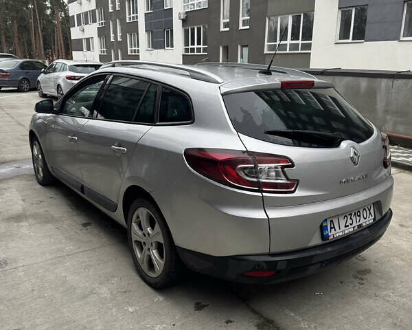 Серый Рено Меган, объемом двигателя 1.9 л и пробегом 213 тыс. км за 7700 $, фото 38 на Automoto.ua