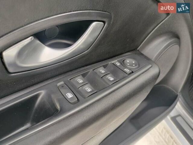 Серый Рено Меган, объемом двигателя 1.9 л и пробегом 266 тыс. км за 6700 $, фото 30 на Automoto.ua