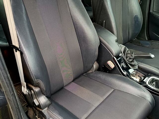 Серый Рено Меган, объемом двигателя 1.4 л и пробегом 228 тыс. км за 7000 $, фото 2 на Automoto.ua