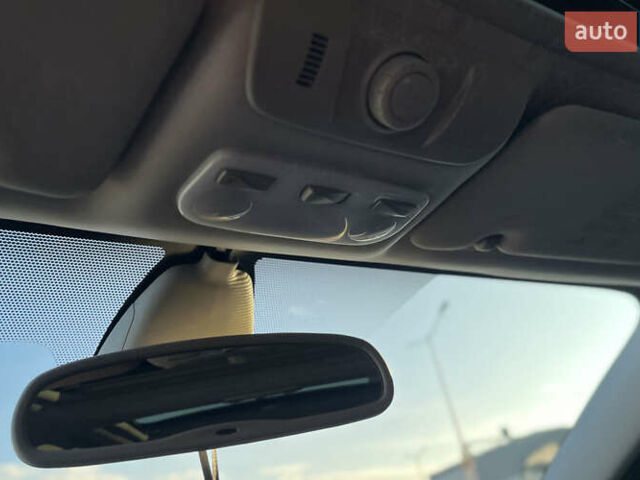 Сірий Рено Меган, об'ємом двигуна 1.46 л та пробігом 208 тис. км за 7800 $, фото 20 на Automoto.ua