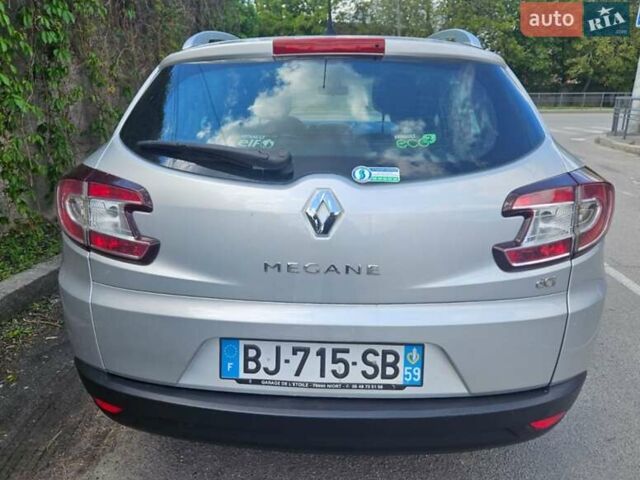 Сірий Рено Меган, об'ємом двигуна 1.5 л та пробігом 200 тис. км за 6950 $, фото 4 на Automoto.ua
