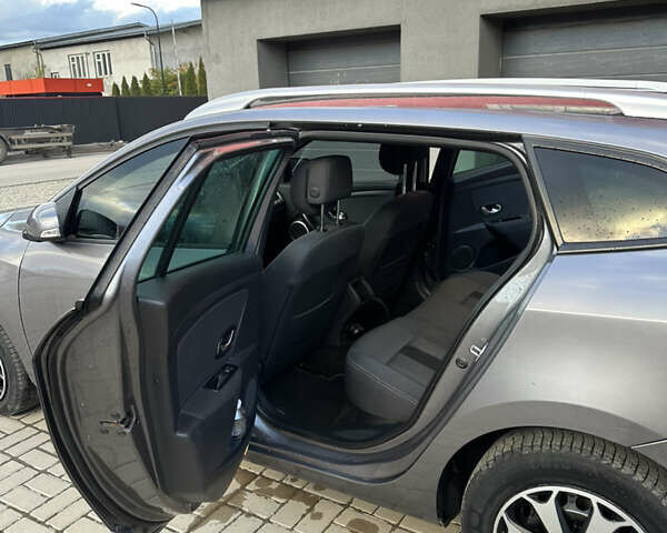 Серый Рено Меган, объемом двигателя 1.4 л и пробегом 266 тыс. км за 5500 $, фото 8 на Automoto.ua