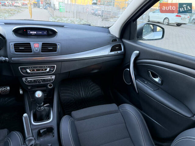 Сірий Рено Меган, об'ємом двигуна 1.5 л та пробігом 260 тис. км за 7550 $, фото 45 на Automoto.ua