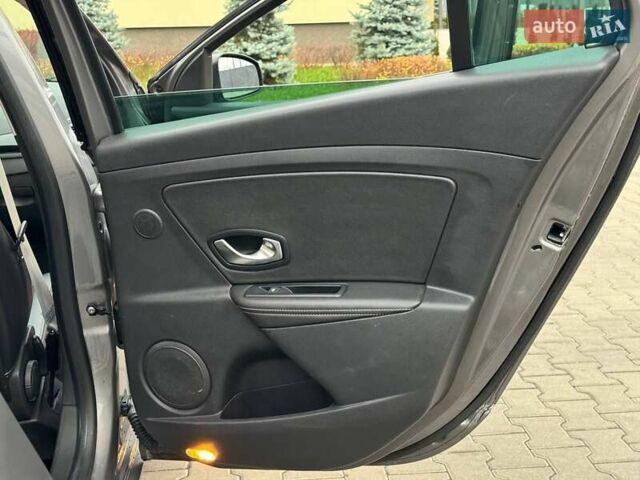 Сірий Рено Меган, об'ємом двигуна 1.4 л та пробігом 216 тис. км за 6500 $, фото 44 на Automoto.ua