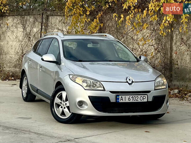 Серый Рено Меган, объемом двигателя 1.46 л и пробегом 274 тыс. км за 6300 $, фото 2 на Automoto.ua