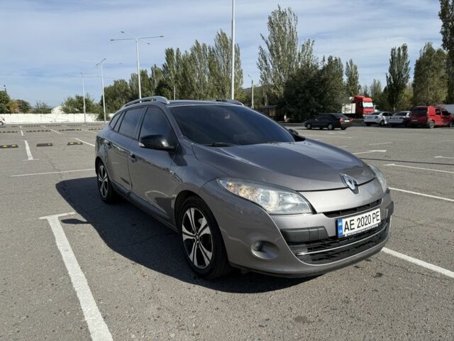 Сірий Рено Меган, об'ємом двигуна 1.5 л та пробігом 299 тис. км за 6999 $, фото 2 на Automoto.ua