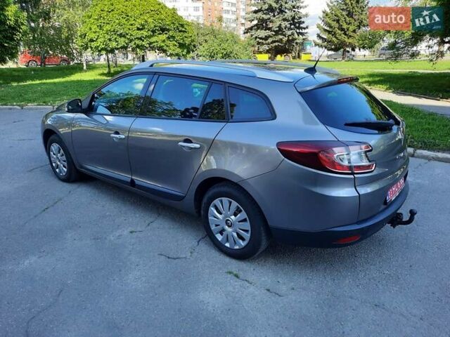 Серый Рено Меган, объемом двигателя 1.6 л и пробегом 194 тыс. км за 8100 $, фото 8 на Automoto.ua