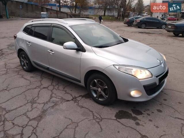 Серый Рено Меган, объемом двигателя 1.5 л и пробегом 273 тыс. км за 6900 $, фото 8 на Automoto.ua